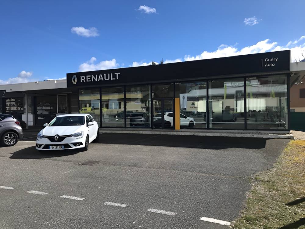 devanture du garage Groisy